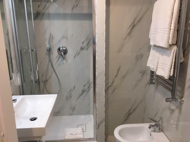 Affreschi A San Pietro Bed & Breakfast Рим Екстериор снимка